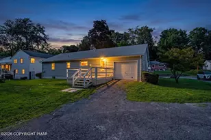111 Maple Ave, East Stroudsburg, PA 18301 - Photo 8