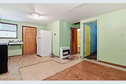  820 Westbrook Road, Effort, PA 18330 - Photo 14