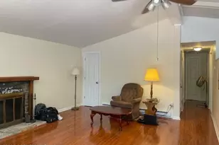 1115 Falls Rd, Bushkill, PA 18324 - Photo 8