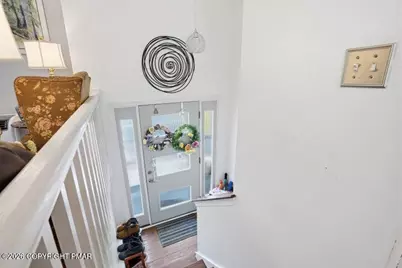  208 Depue Circle, Bushkill, PA 18324 - Photo 6