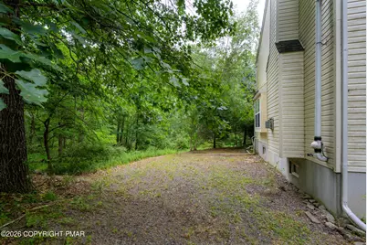  208 Fazio Way, East Stroudsburg, PA 18302 - Photo 10