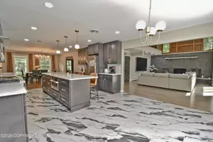 609 Sunlite Ln, Stroudsburg, PA 18360 - Photo 18