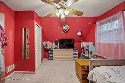  550 Whippoorwill Drive, Bushkill, PA 18324 - Photo 14