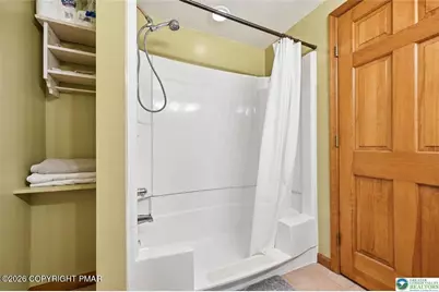  934 Lower South Main Street, Bangor, PA 18013 - Photo 14