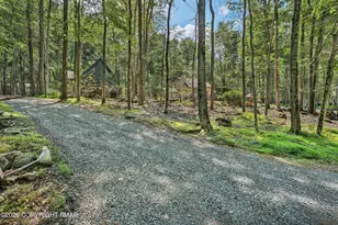 228 Mountain View Dr, Pocono Lake, PA 18347 - Photo 36