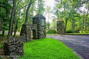 214 Goldenrod Ln, Buck Hill Falls, PA 18323 - Photo 82