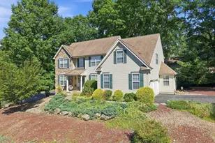 209 Old Orchard Dr, East Stroudsburg, PA 18302 - Photo 1