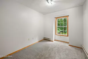 111 Vale Dr, Tannersville, PA 18372 - Photo 14