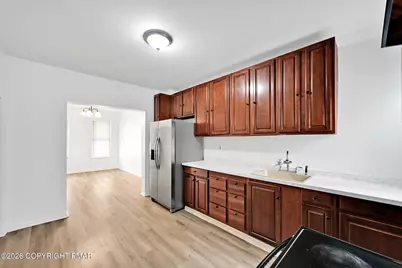  733 N 2nd Street, Pottsville, PA 17901 - Photo 12
