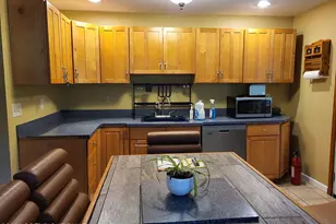 207 Marilou Ln, Bartonsville, PA 18321 - Photo 18