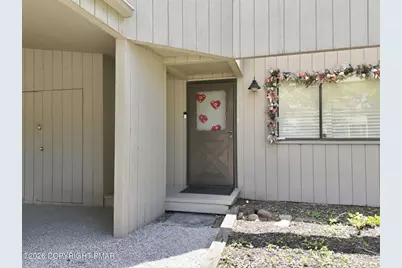  217 Evergreen Court, Tannersville, PA 18372 - Photo 4