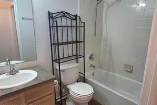 1027 Dorset Dr, Bushkill, PA 18324 - Photo 18