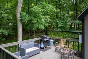 3178 Leisure Lands Rd, East Stroudsburg, PA 18302 - Photo 8