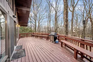 56 Skye Dr, Lake Harmony, PA 18624 - Photo 2