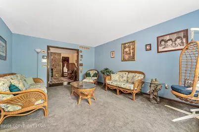  112 Village View Court, Tannersville, PA 18372 - Photo 4
