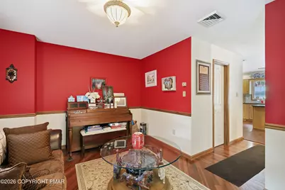  1630 Mohican Court, Effort, PA 18330 - Photo 6