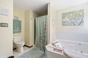 1630 Mohican Ct, Effort, PA 18330 - Photo 24