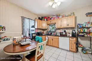 165 Elizabeth St, East Stroudsburg, PA 18301 - Photo 10