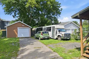 165 Elizabeth St, East Stroudsburg, PA 18301 - Photo 42