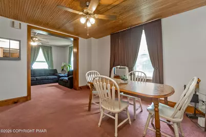 536 W Washington Street, Slatington, PA 18080 - Photo 26