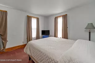 536 W Washington St, Slatington, PA 18080 - Photo 34