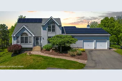  125 English Ivy Court, Long Pond, PA 18334 - Photo 1