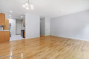 32 Oak Leaf Ln, East Stroudsburg, PA 18301 - Photo 6