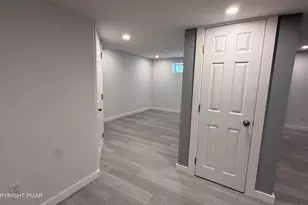 1127 Thunder Dr, Pocono Summit, PA 18346 - Photo 18
