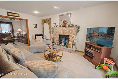  965 Cricket Lane, Long Pond, PA 18334 - Photo 6