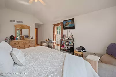  965 Cricket Lane, Long Pond, PA 18334 - Photo 20