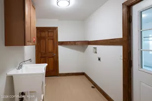 129 Doria Dr, Blakeslee, PA 18610 - Photo 22