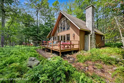  1521 Crestview Lane, Pocono Pines, PA 18350 - Photo 4