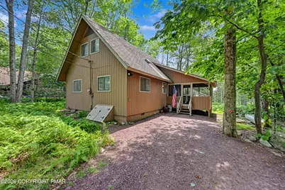  1521 Crestview Lane, Pocono Pines, PA 18350 - Photo 6