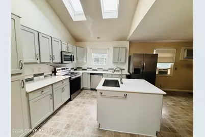  77 Ransberry Avenue, East Stroudsburg, PA 18301 - Photo 10