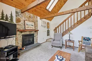 123 Lake in the Clouds Rd, Canadensis, PA 18325 - Photo 2