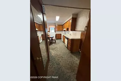  228 E Patterson Street, Lansford, PA 18232 - Photo 12