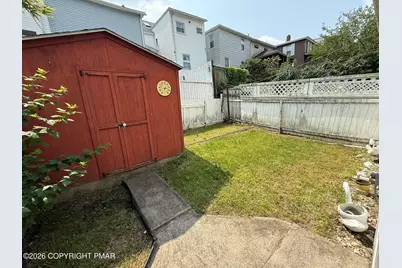  228 E Patterson Street, Lansford, PA 18232 - Photo 6