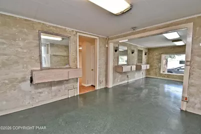  21 N 6th Street, Stroudsburg, PA 18360 - Photo 10