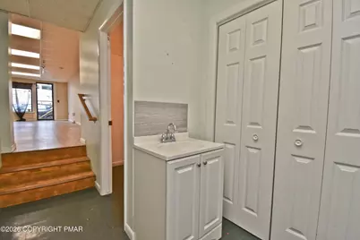  21 N 6th Street, Stroudsburg, PA 18360 - Photo 6