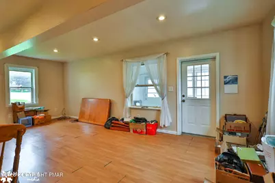  726 Garibaldi Avenue, Roseto, PA 18013 - Photo 12