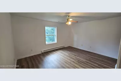  889 Country Place Drive, Tobyhanna, PA 18466 - Photo 28