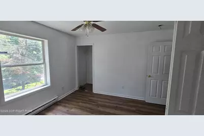  889 Country Place Drive, Tobyhanna, PA 18466 - Photo 36