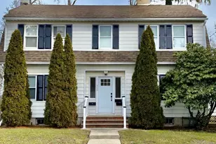 300 N 5th St, Stroudsburg, PA 18360 - Photo 1