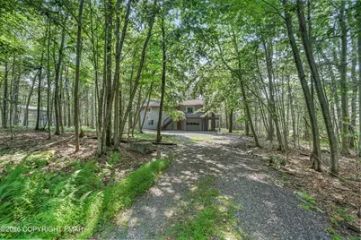  19 Conservancy Court, Covington Township, PA 18424 - Photo 4
