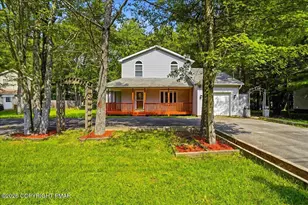 4116 Low Ridge Rd, Pocono Summit, PA 18346 - Photo 2