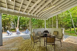 4116 Low Ridge Rd, Pocono Summit, PA 18346 - Photo 8