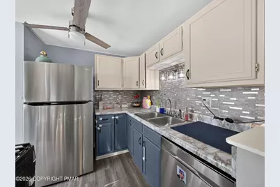  106 N Lobb Avenue, Pen Argyl, PA 18072 - Photo 34