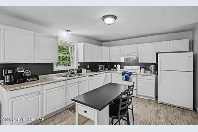 8440 Bear Trail Drive, Tobyhanna, PA 18466 - Photo 18