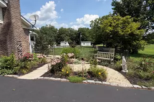634 Gladys Dr, Nazareth, PA 18064 - Photo 6