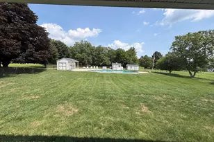 634 Gladys Dr, Nazareth, PA 18064 - Photo 42
